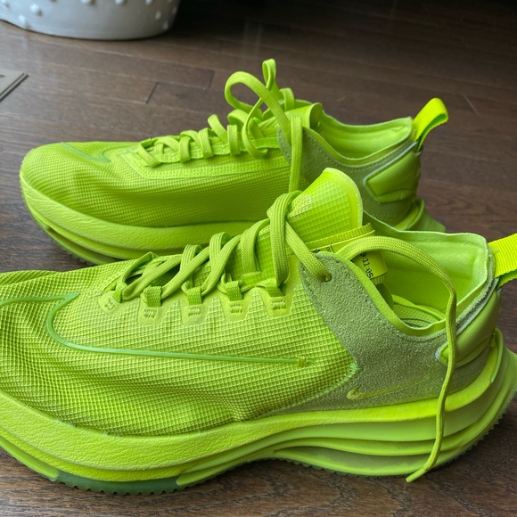 Nike Woman’s Zoom Double-Stacked 'Cyber’ - Picture 5 of 10